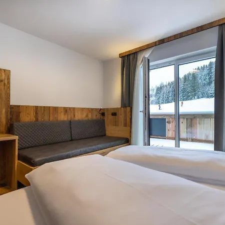 Gaestehaus Mirzl Bed & Breakfast Schladming
