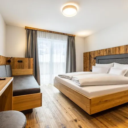 Bed & Breakfast Gaestehaus Mirzl 3*