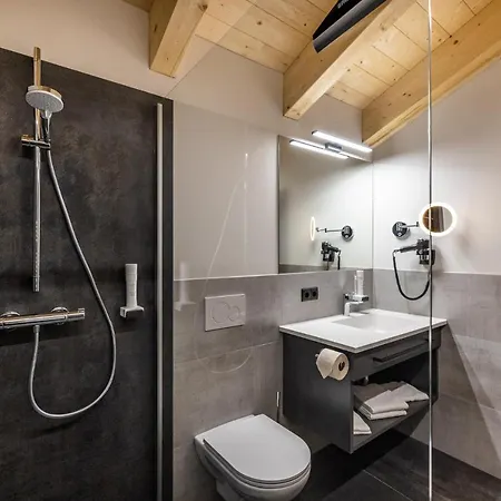 Gaestehaus Mirzl Bed & Breakfast