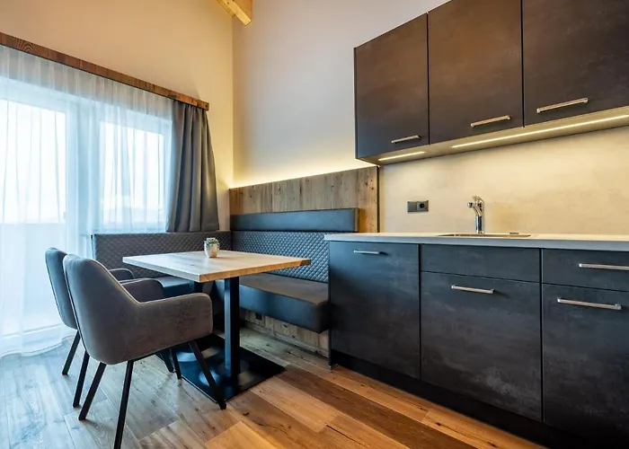 Gaestehaus Mirzl Couette-café Schladming